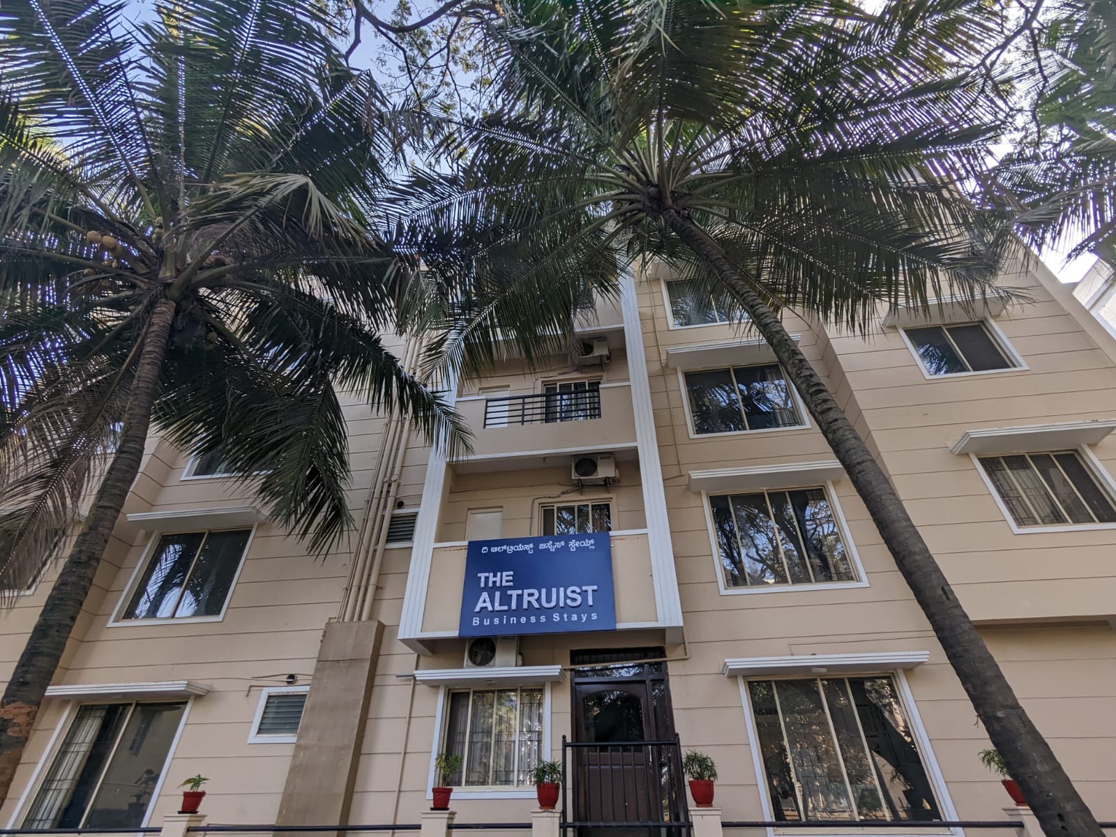 THE ALTRUIST BUSINESS STAYS BELLANDUR-2